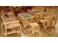 Chia sẻ cách lựa chọn bàn ghế gỗ thông minh cho phòng khách