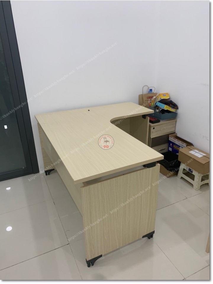 THANH LÝ BÀN LÀM VIỆC TRƯỞNG PHÒNG L