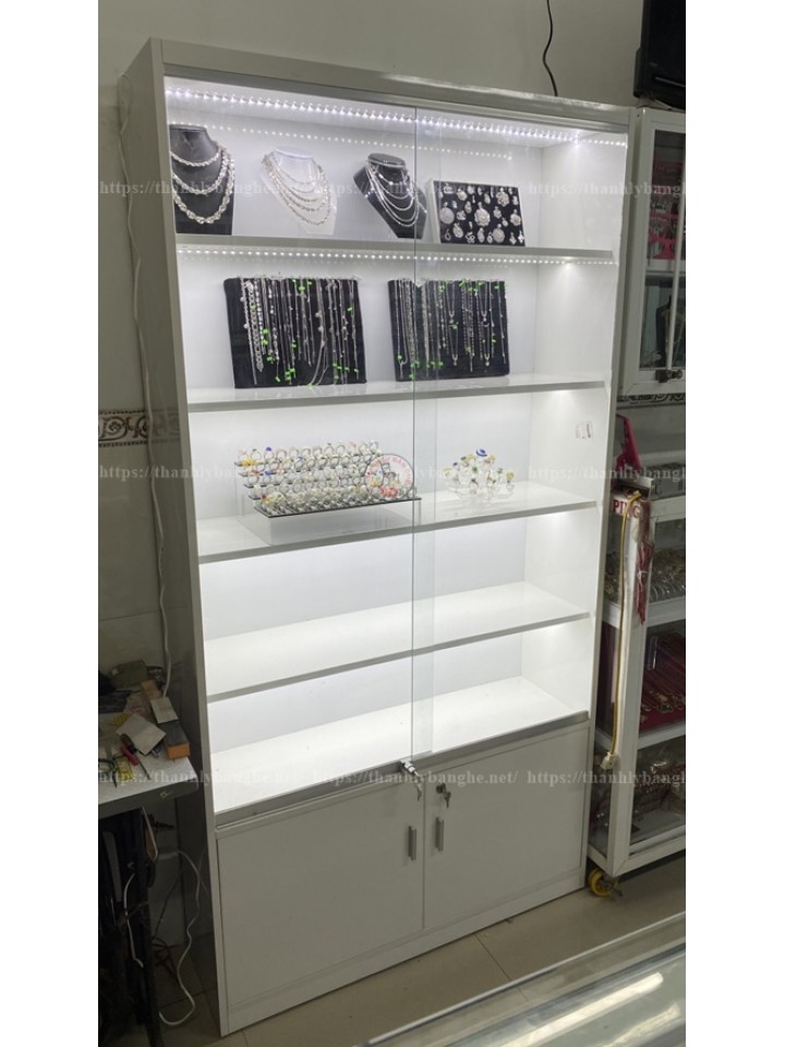 TỦ KÍNH TRƯNG BÀY TÚI XÁCH 1M  X 2M