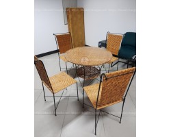 Thanh lý bàn cafe 4 ghế mới 90%