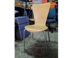 Thanh lý ghế bàn hợp cũ 90% MS988