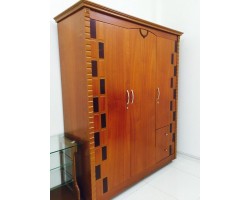 Thanh lý tủ quần áo 3 cánh 1m6