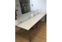 Thanh lý cụm bàn nhân viên mới 90%
