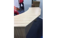 Thanh lý bàn làm việc kiểu dáng cách điệu
