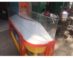Thanh lý tủ kính trưng bày điện thoại 2m