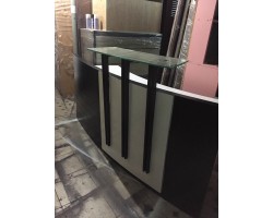 Thanh lý quầy lễ trắng đen 2m như mới