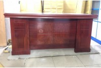 Thanh lý bàn giám đốc cũ màu nâu ms 581