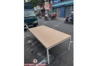 Bàn họp chân sắt 2m4 thanh lý giá rẻ