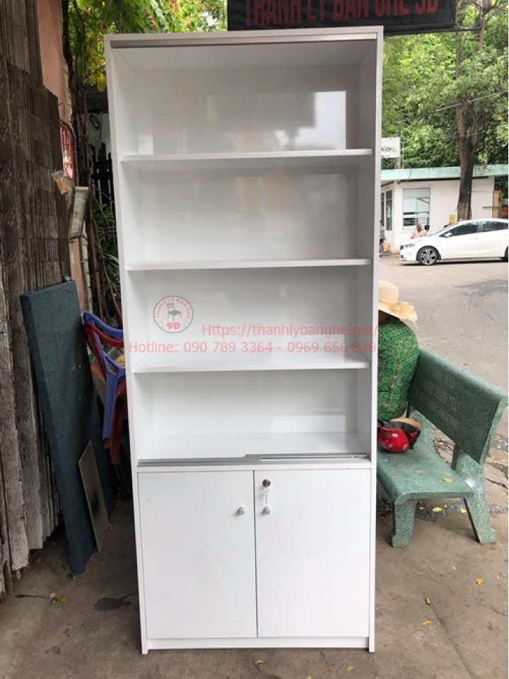 Thanh lý kệ tủ trưng bày có đèn led giá rẻ