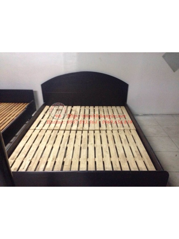 Thanh lý Giường nâu Lớn