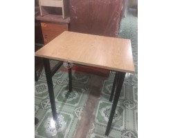 Thanh lý gấp bàn học sinh, sinh viên giá rẻ mới 95%