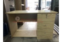 Thanh lý gấp 20 bàn làm việc 3 hộc chân ván cũ giá rẻ