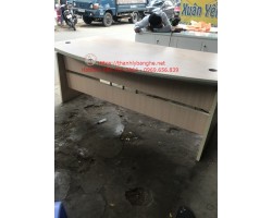 Bàn trưởng phòng 1m8 cũ thanh lý