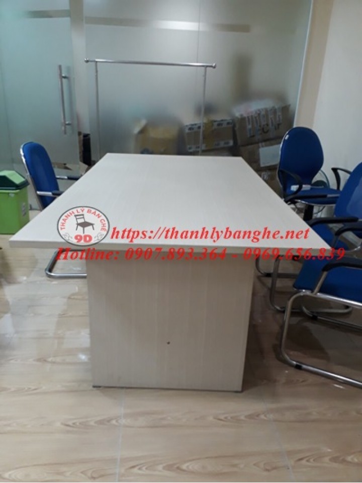 Thanh lý bàn họp văn phòng cũ 1mx1m8 giá rẻ