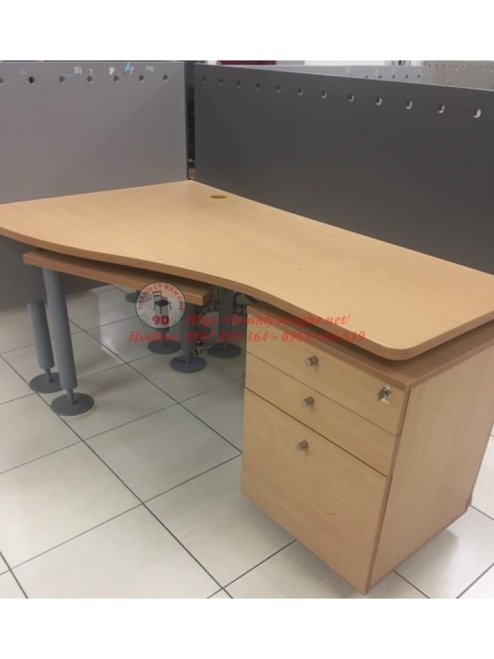 THANH LÝ BÀN LÀM VIỆC VĂN PHÒNG CÓ HỘC 1M4 MS 623