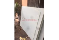 Thanh lý bảng kính màu trắng cũ giá rẻ tại TpHCM