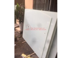Thanh lý bảng kính màu trắng cũ giá rẻ tại TpHCM