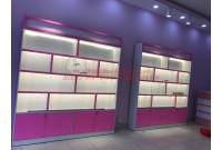 Thanh lý kệ trưng bày cũ MDF có kính lùa 98%