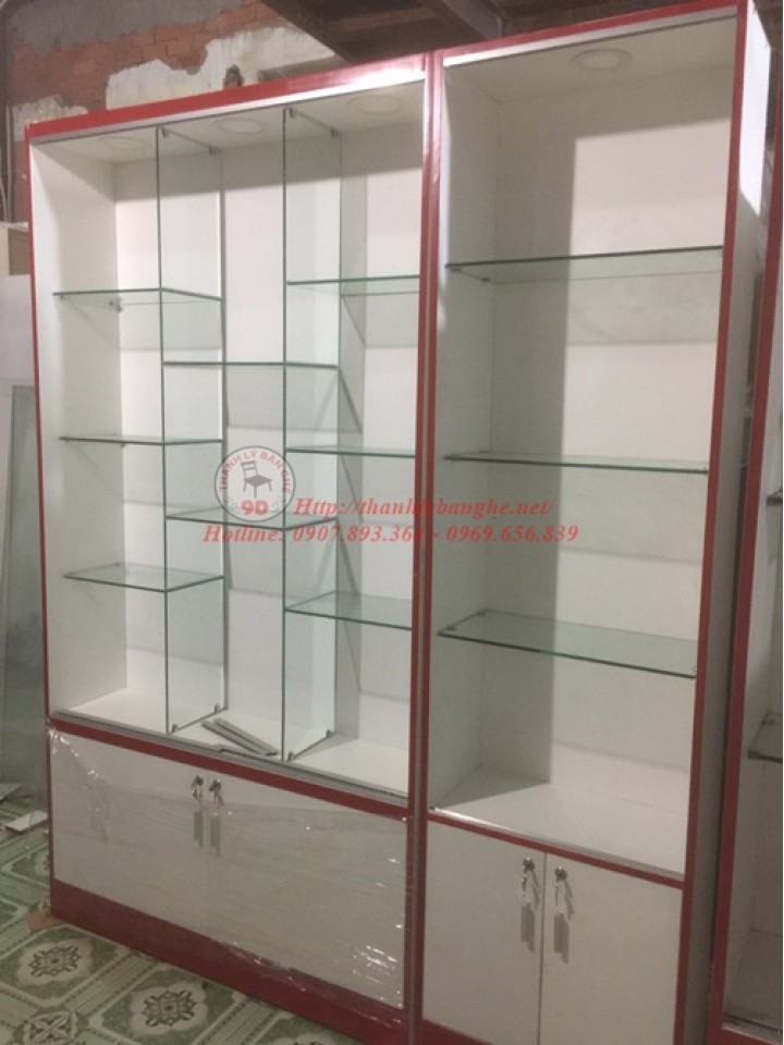 Thanh lý tủ kính trưng bày nhiều ngăn kính tầng