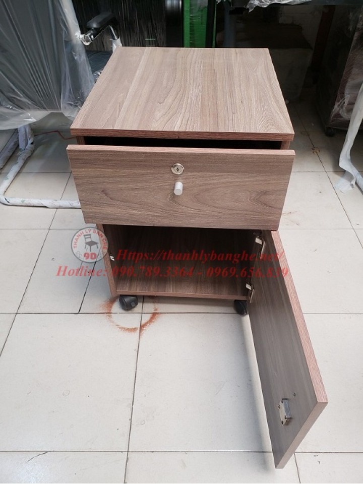 Thanh lý 10 tủ cabinet hàng công ty mới 99%