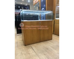 Thanh lý tủ trưng bày đồng hồ, điện thoại nhỏ giá rẻ